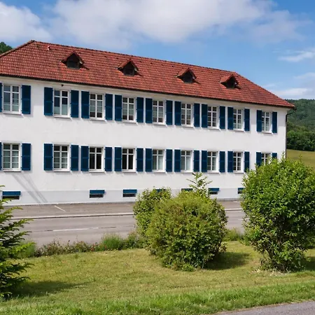 Charmante Zollhaus-wohnung - 2 Bis 3 Gaeste Naehe Schweiz Lägenhet